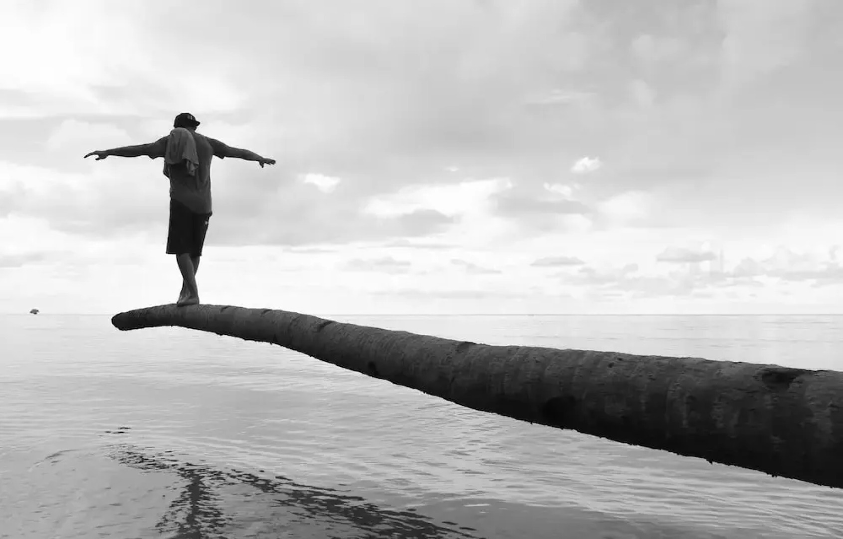 Oseda Nias Surf House