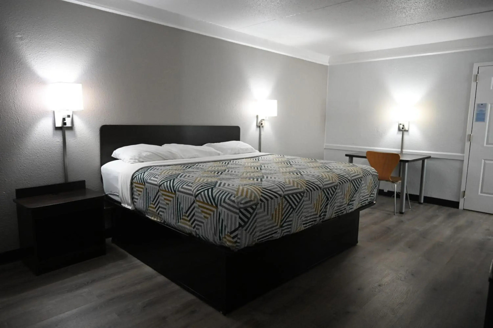 Motel 6 Hazelwood, MO