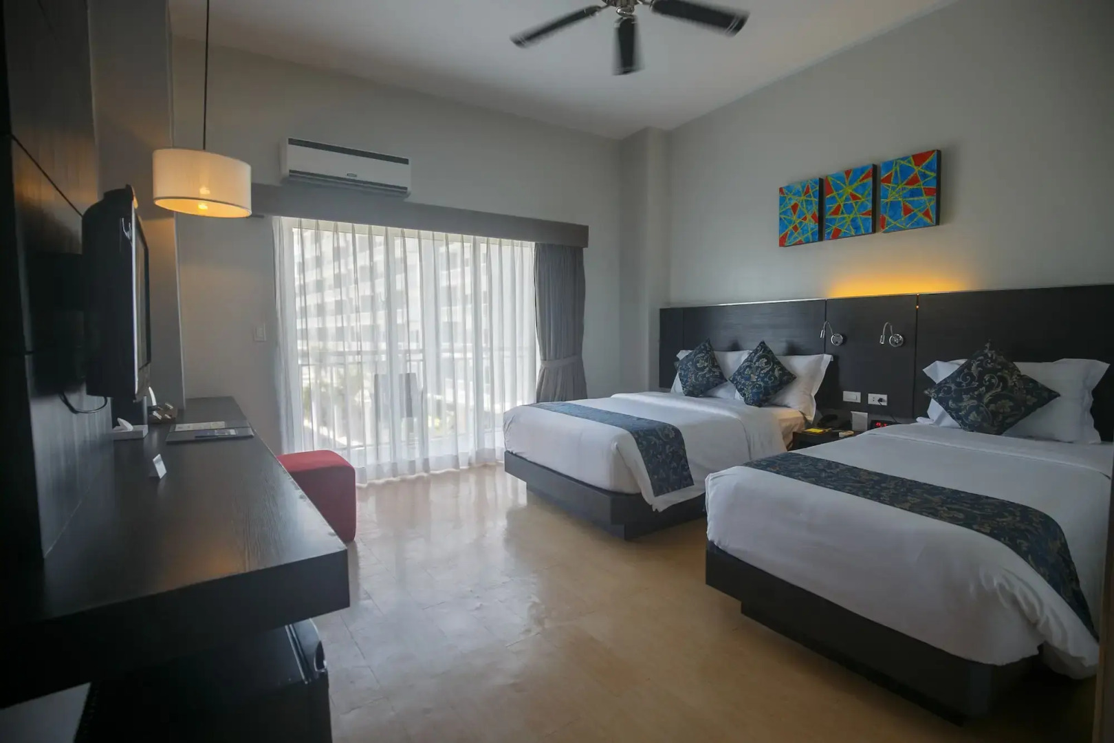 Solea Seaview Resort