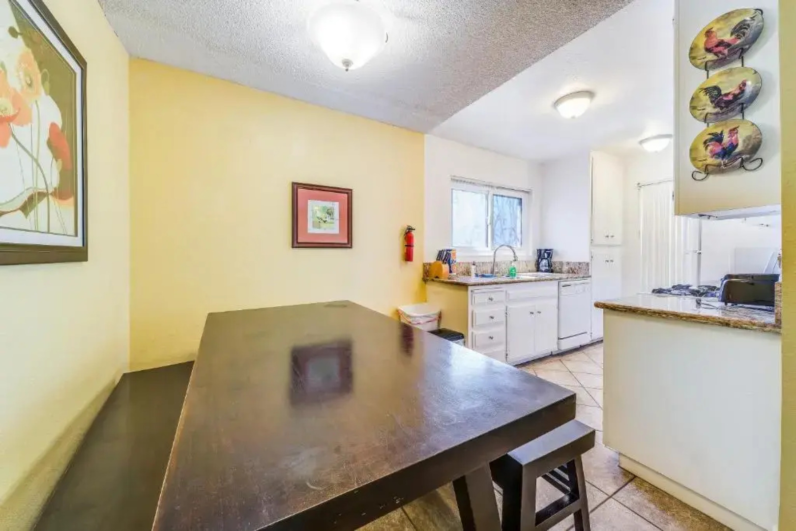 22 Huntington St. 2bdr