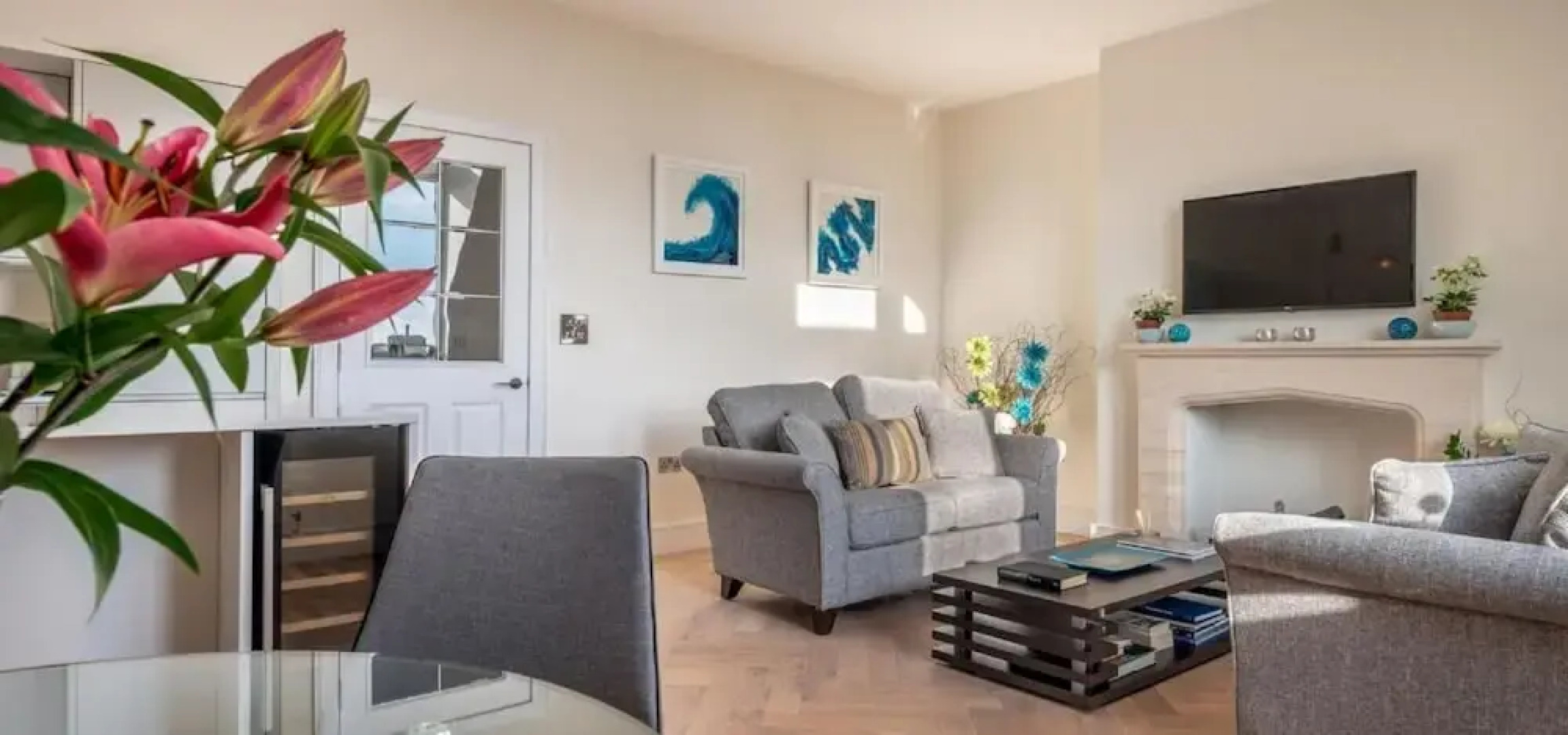 Cathedral Yard - An Exclusive Private Apartment on Cathedral Green, Exeter