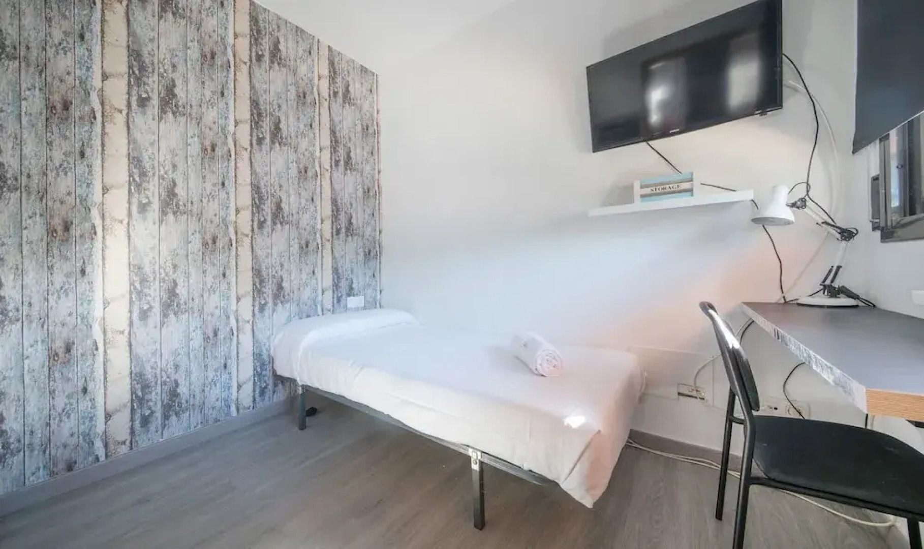 R75 Julius house with pool