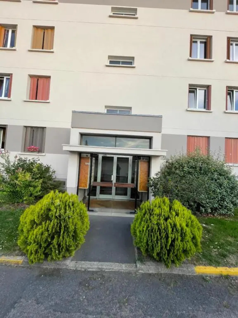 Studio Aux Portes de Paris