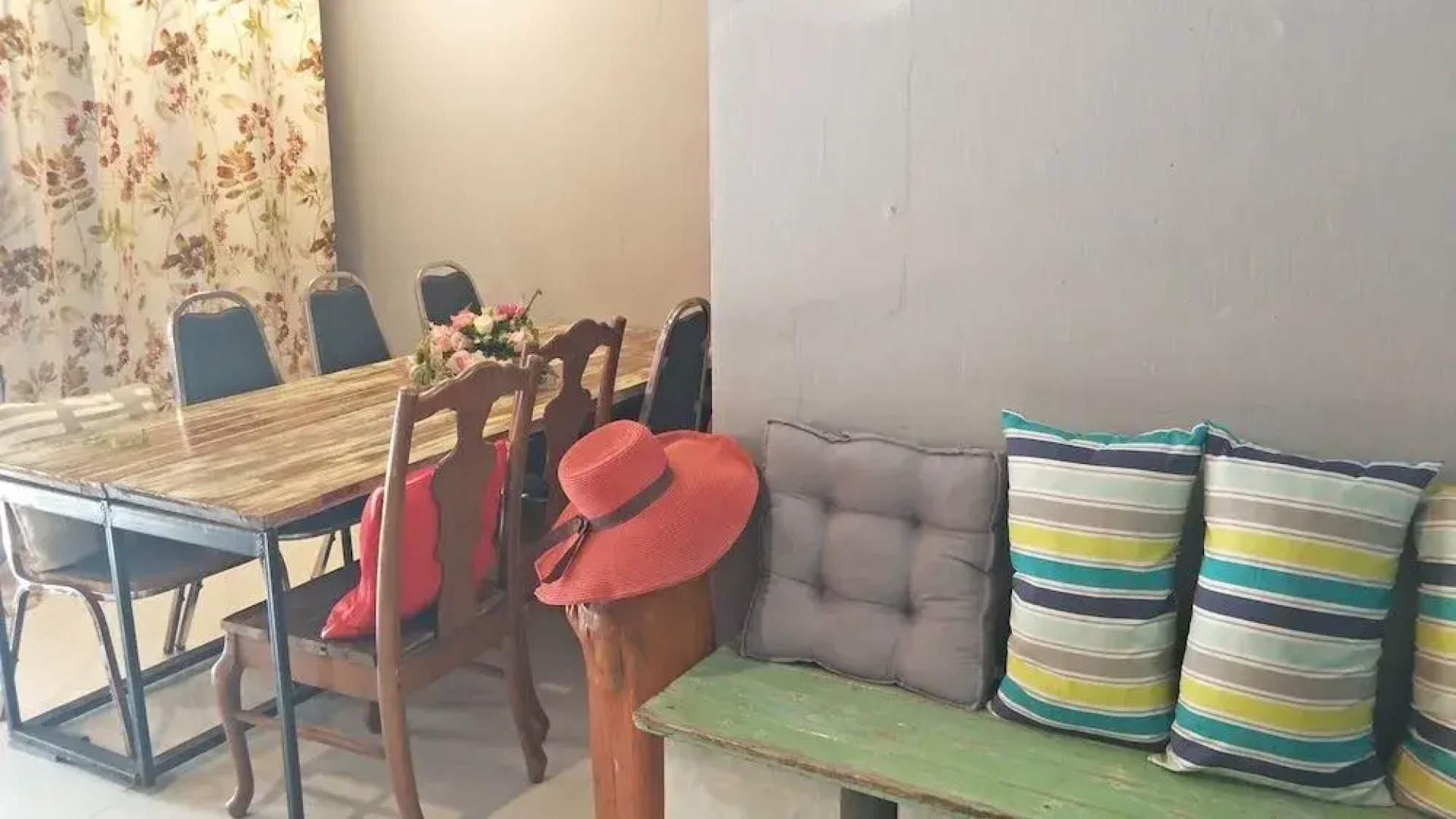 Vintage Wooden House 177