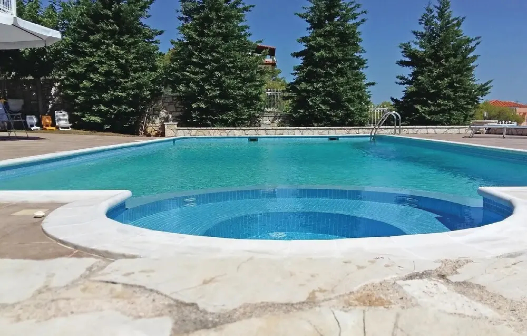 Amazing Home in Theologos with Hot Tub, WiFi & 6 Bedrooms