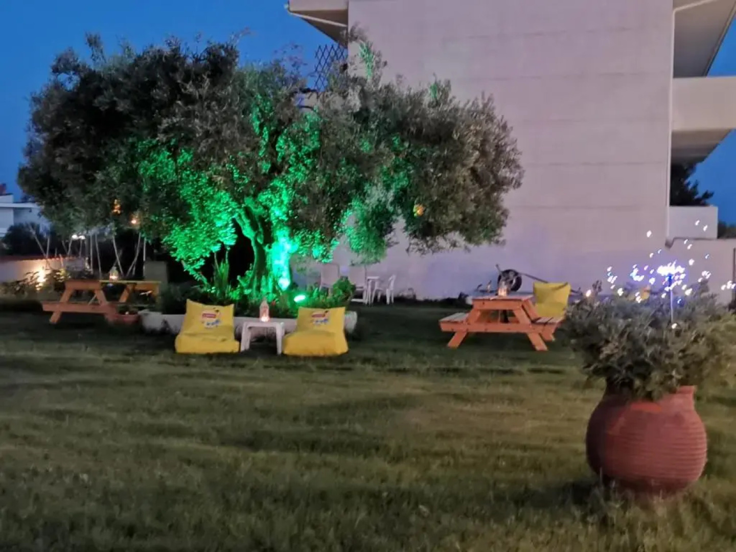 The House Of The Roses Seaview Superior Apartment 2