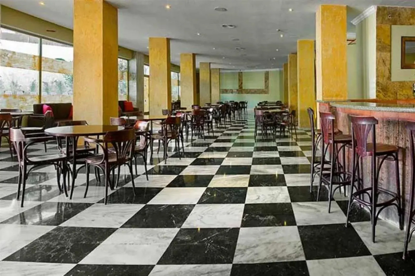 Apartamentos Pirámides