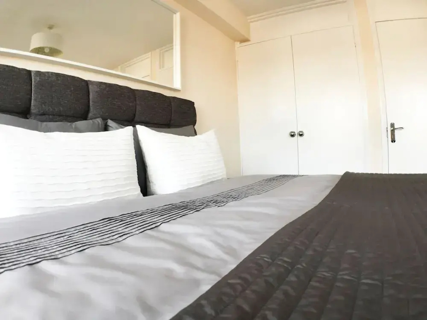 Luxury One Bedroom Apartment Aldershot