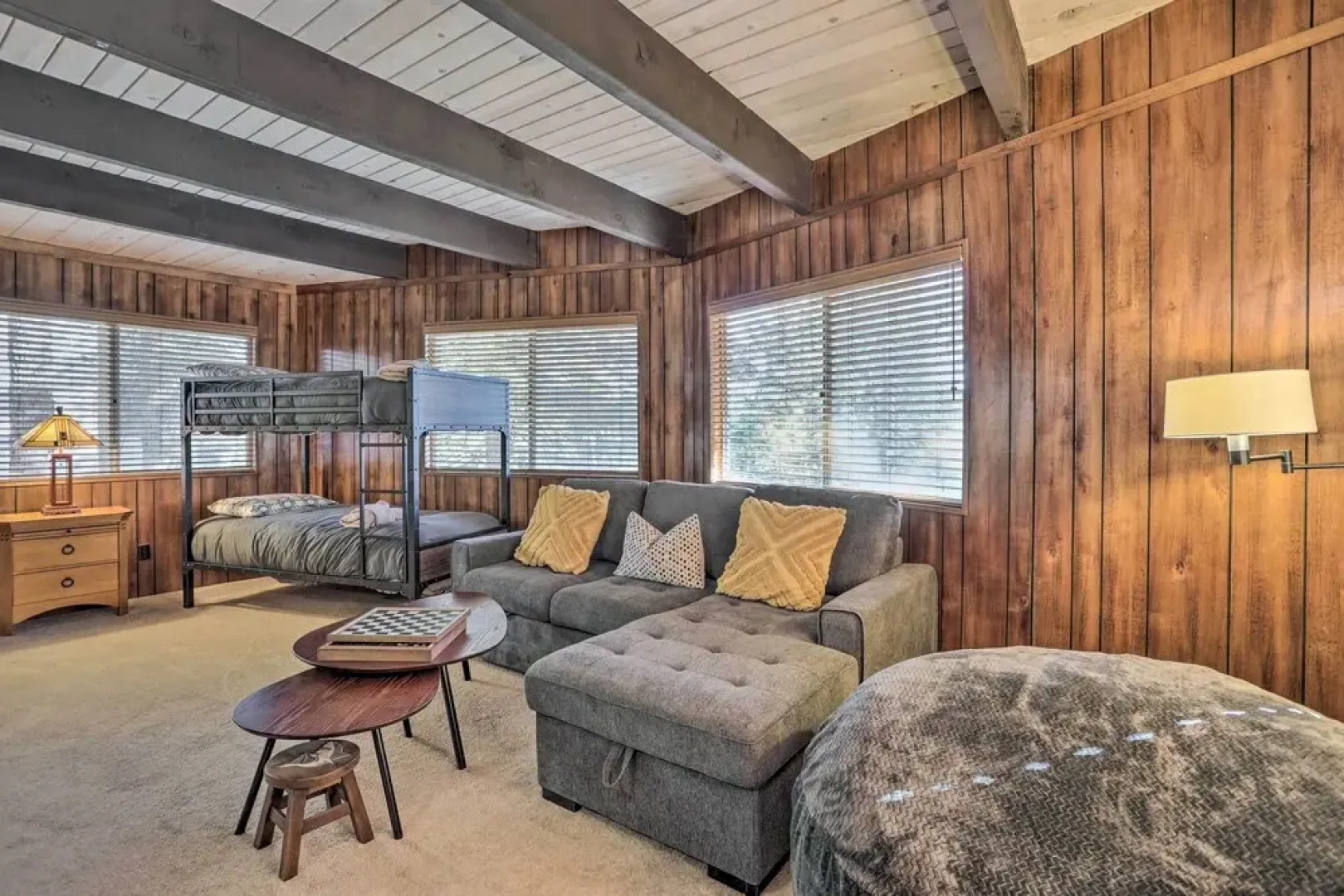 Quaint Cabin Retreat ~ 4 Mi to Arrowhead Lake