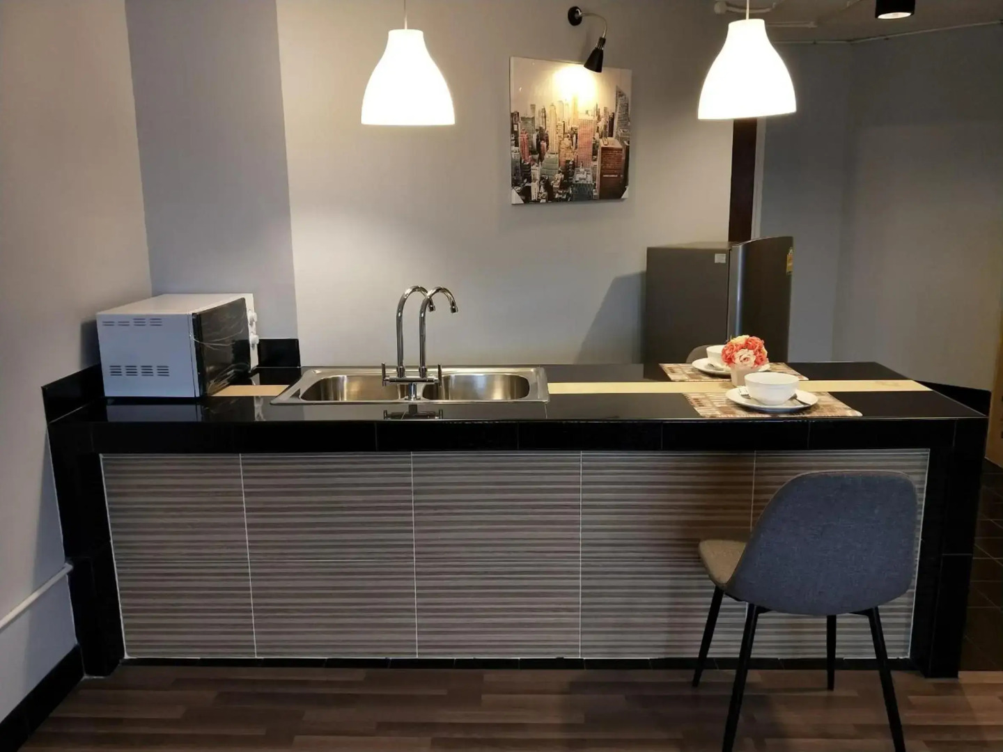 Deluxe at Popular Condo