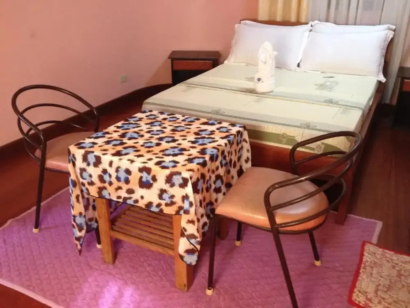 Peria Seafront Pensione