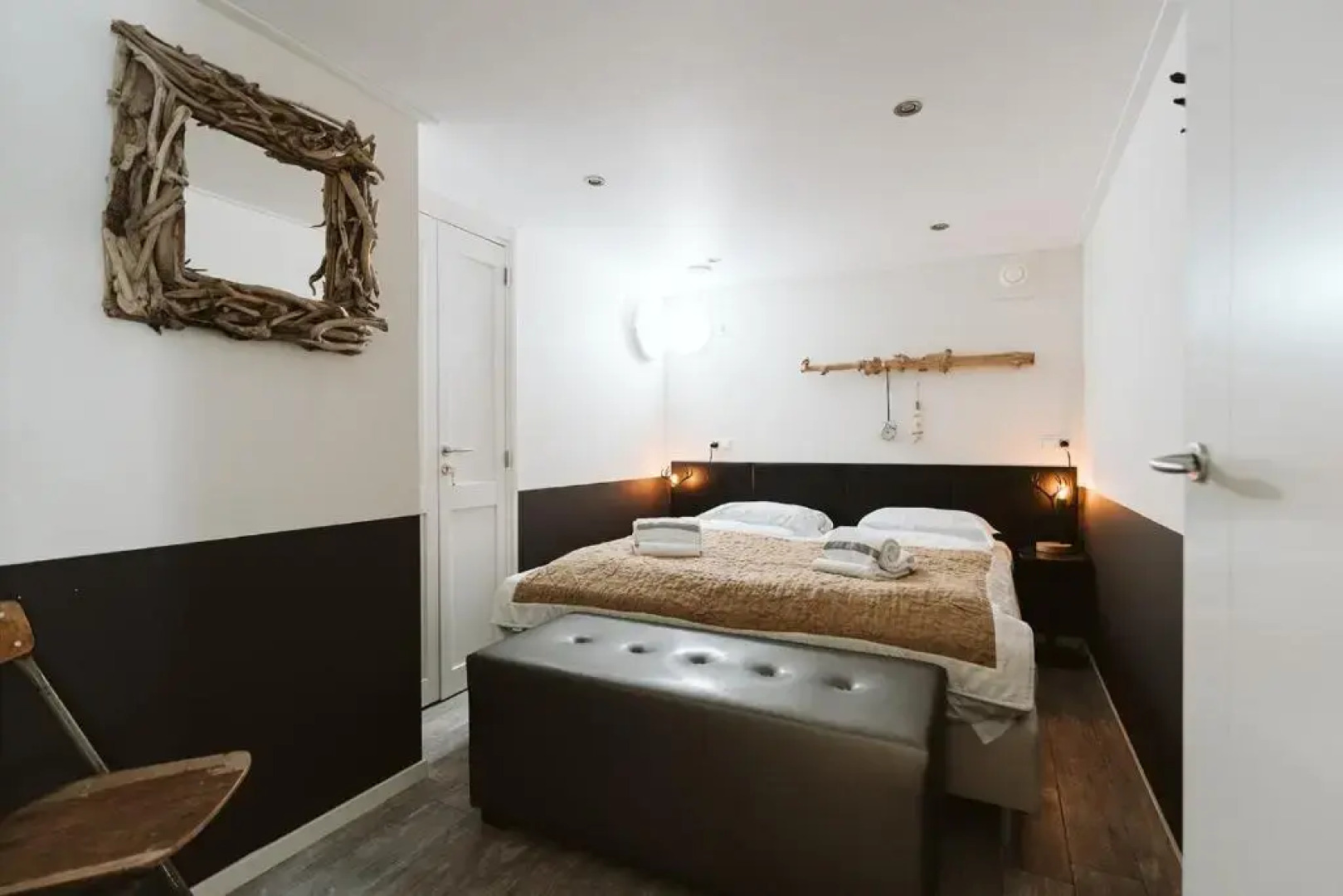 West Nieuwlandseweg 25A - Ouddorp - with Pool - NOT FOR COMPANIES