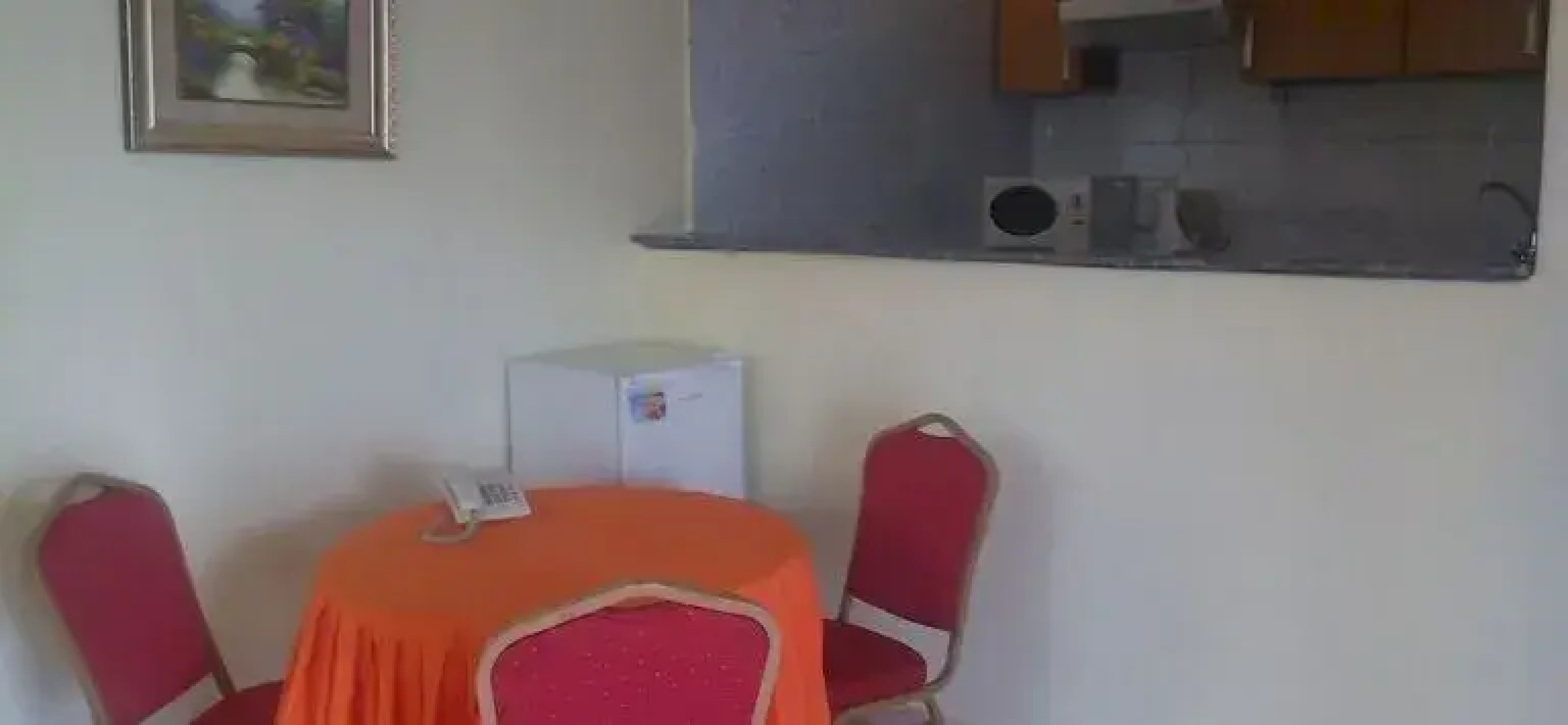 Scola Hotel and Apartment