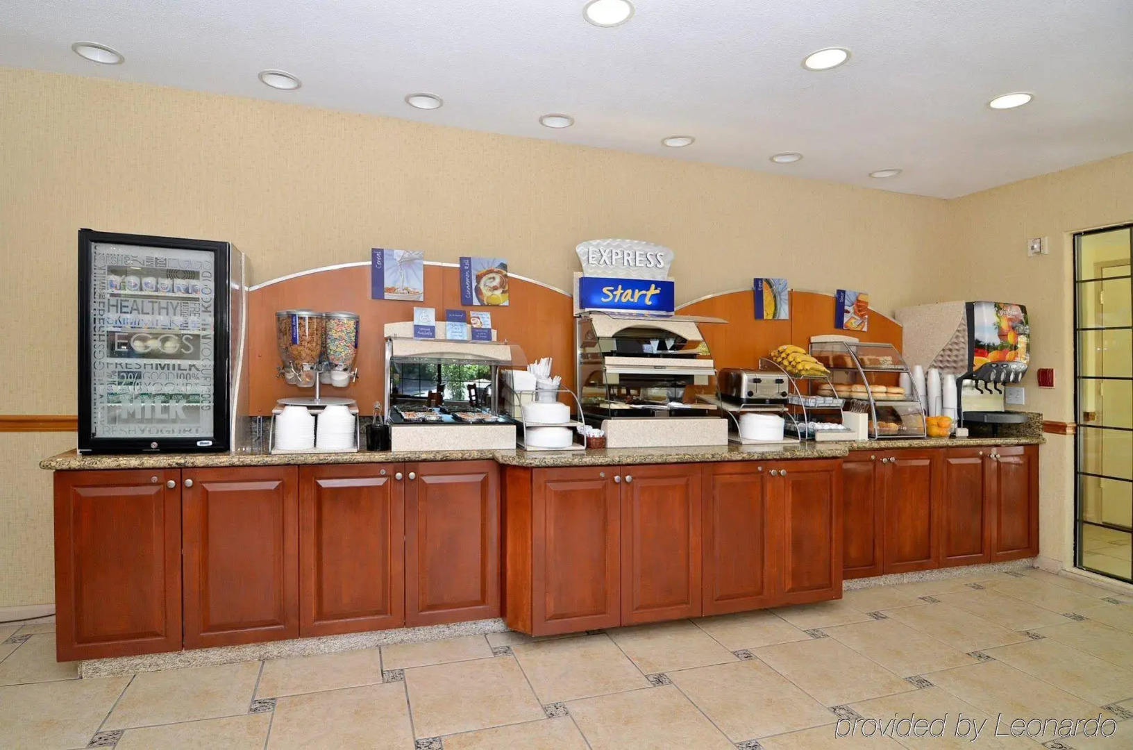 Holiday Inn Express Mira Mesa-San Diego by IHG