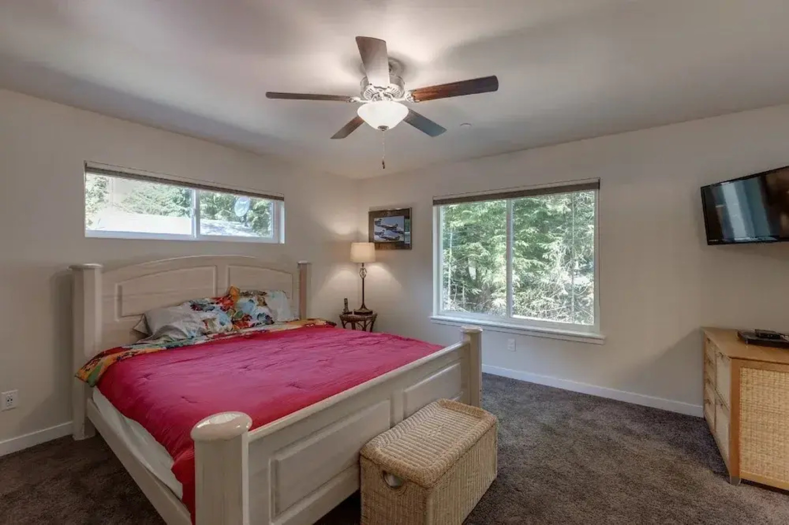 47MF - WiFi - Lakefront - Sleeps 6