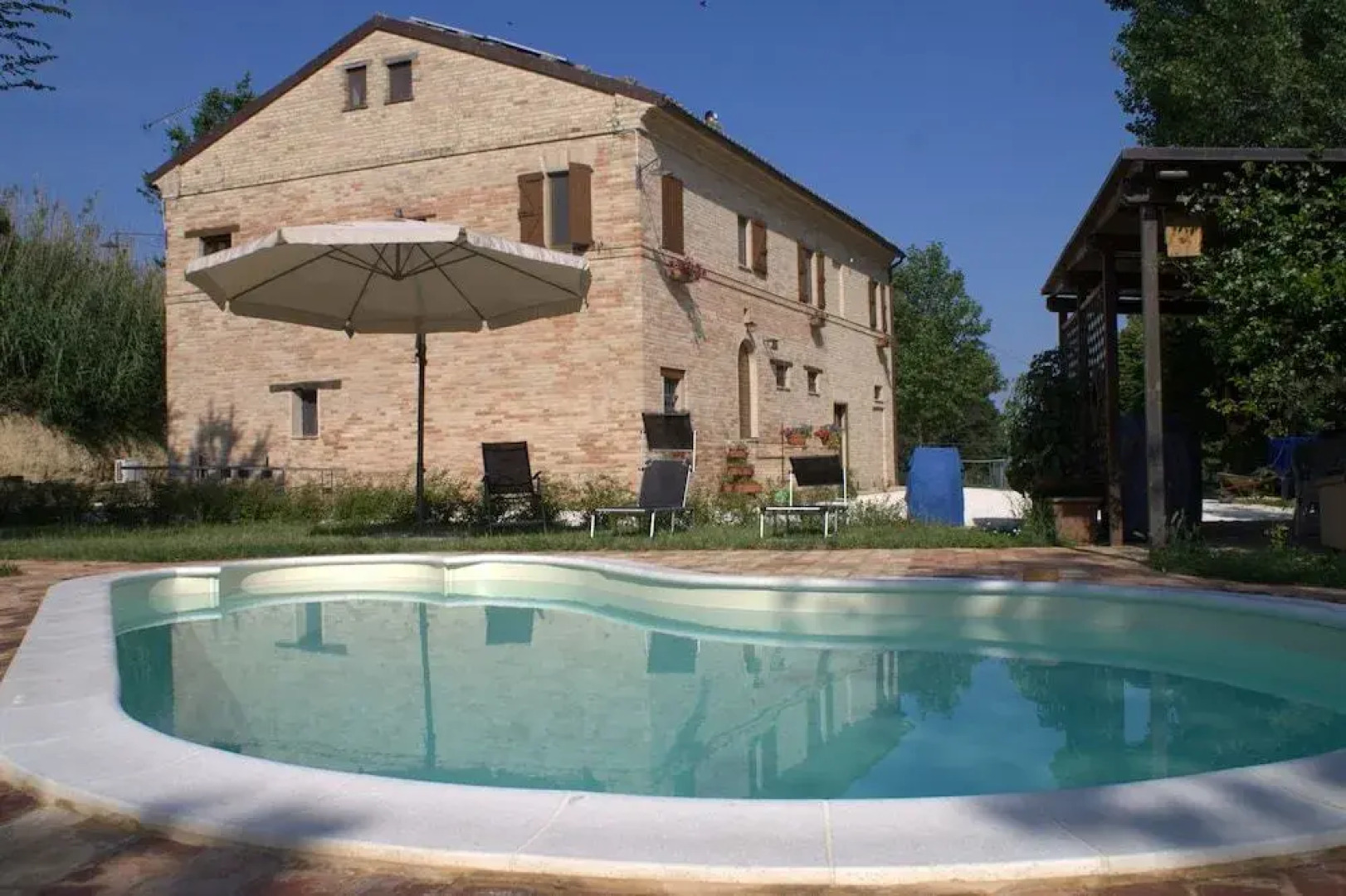 Casa il Girasole con piscina