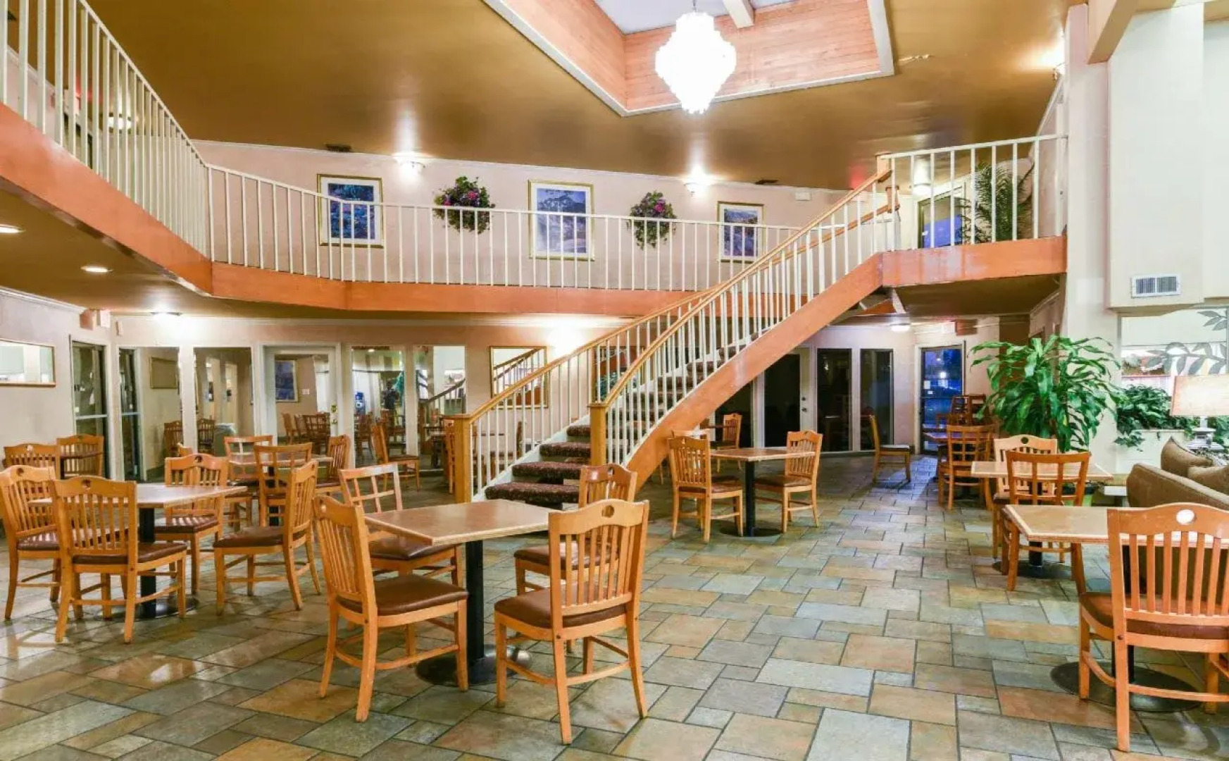 The Buena Park Hotel & Suites