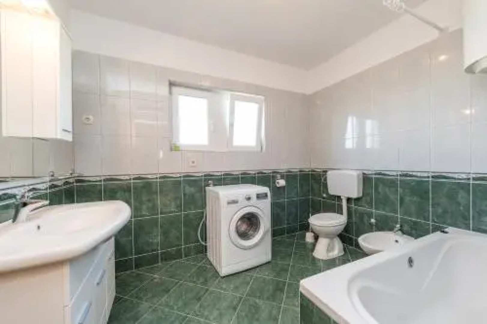 Six-Bedroom Holiday Home in Bibinje