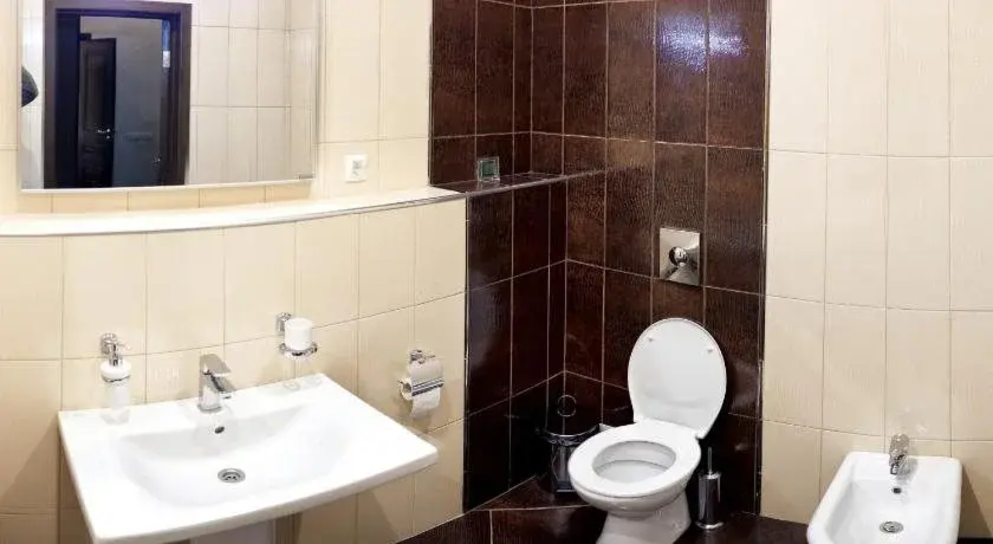 Отель Айсберг