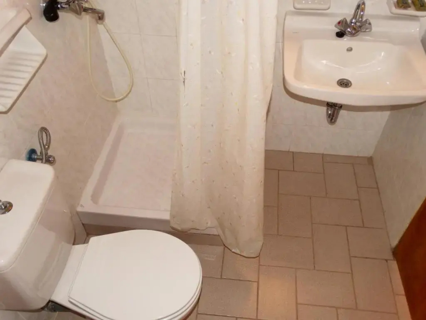 Akrotainaritis Rooms