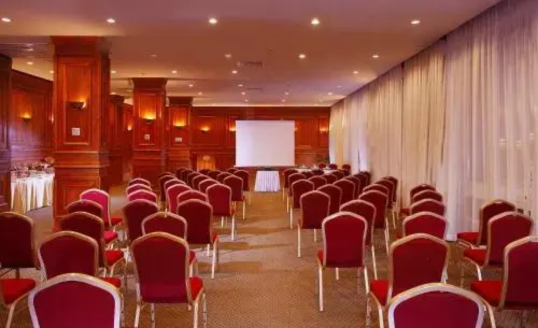 Porto Holidays Marina Apartments