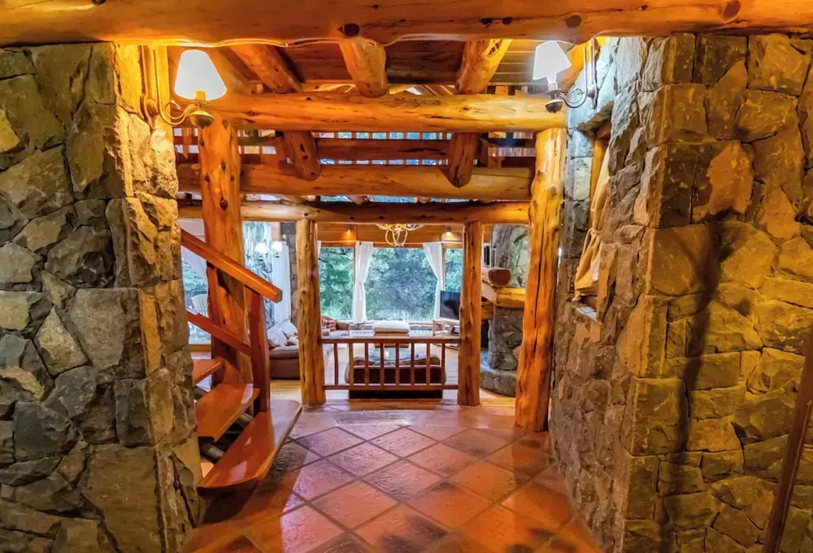 Amazing 5 Bedrooms Chalet in Villa Traful VT1 by Apartments Bariloche