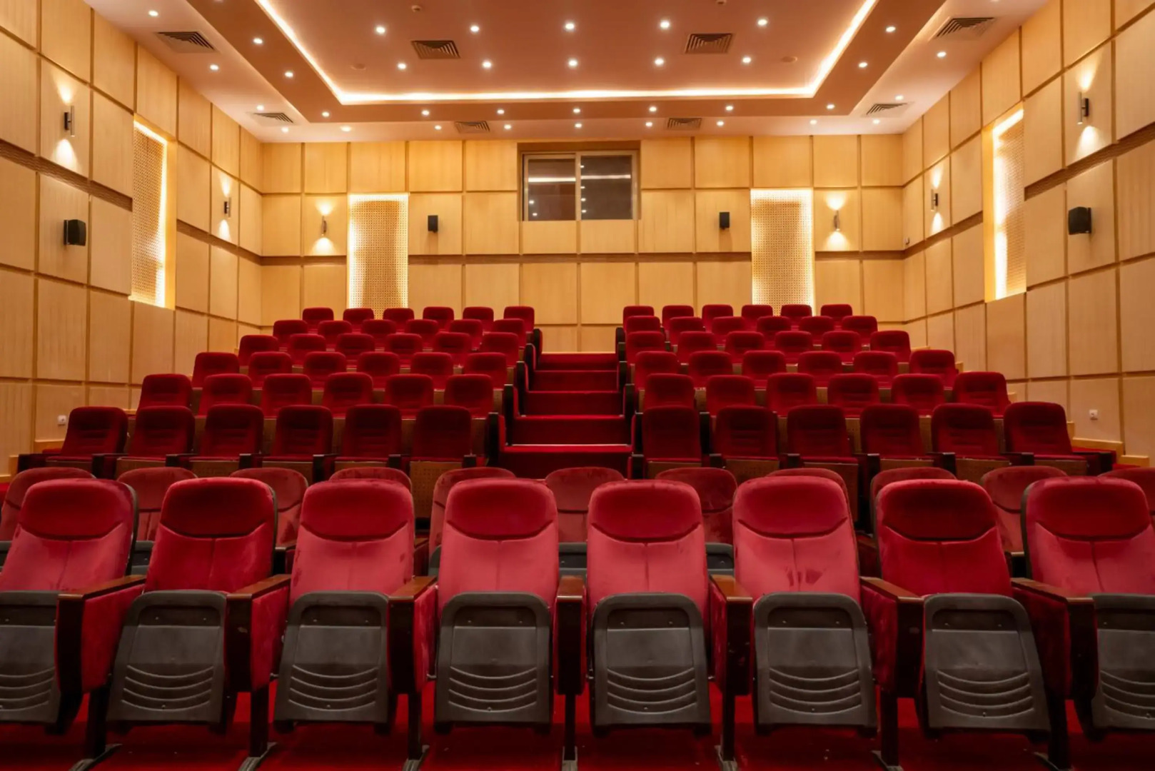 Курортный отель Azal Lagoons Resort Abu Simbel