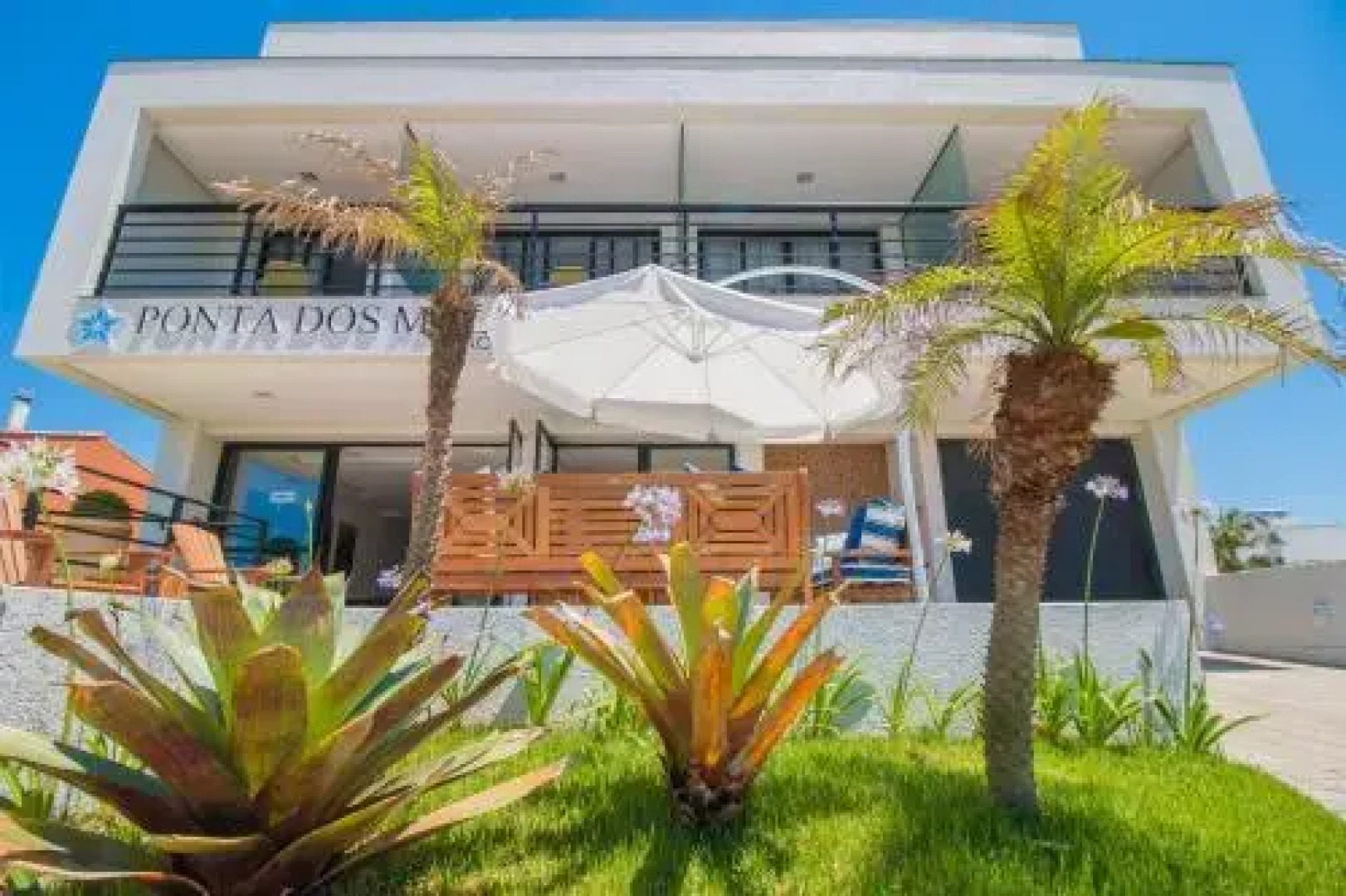 Ponta dos Molhes Beach Flat