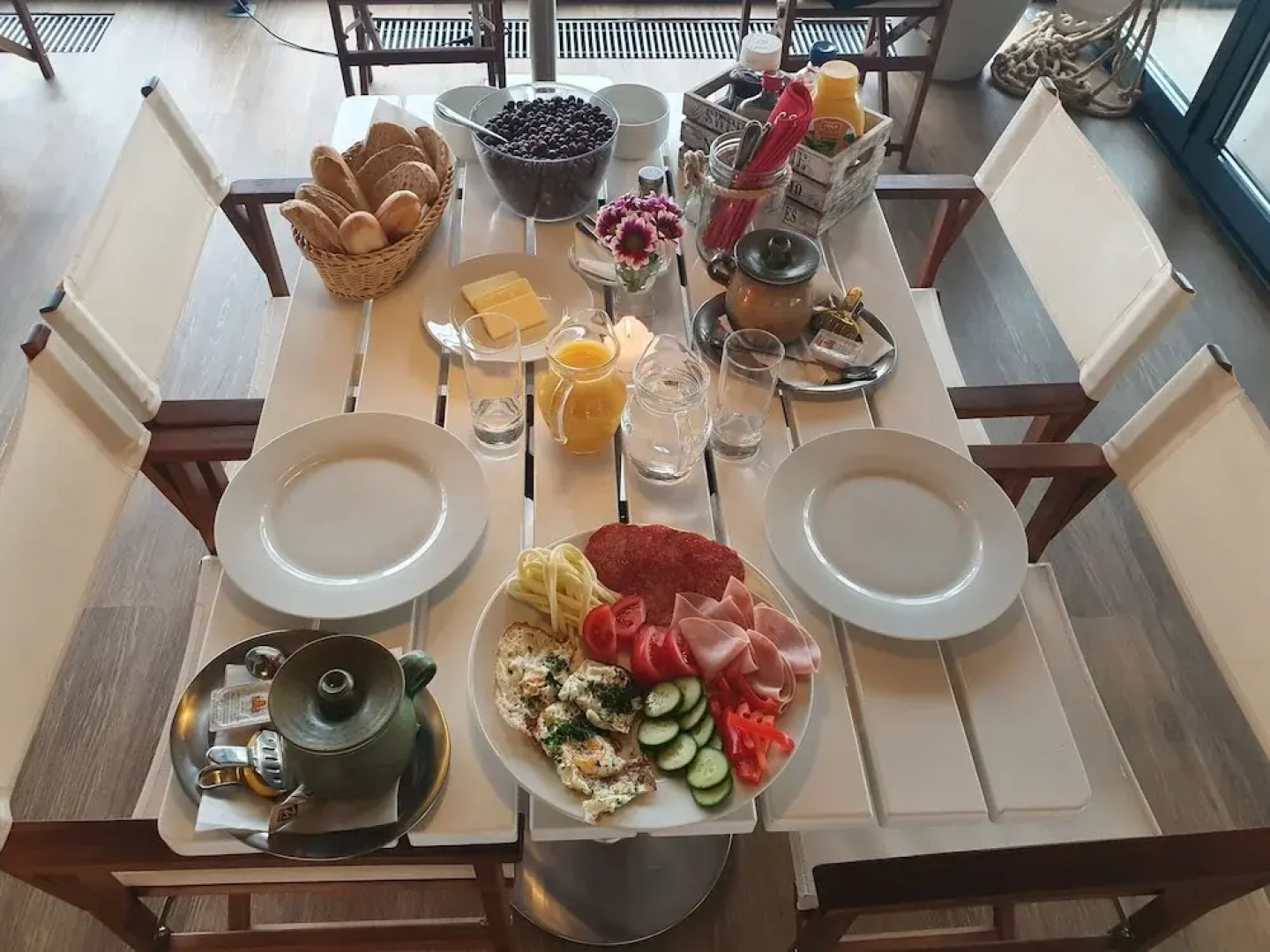 Yachter Club Modra Cajka