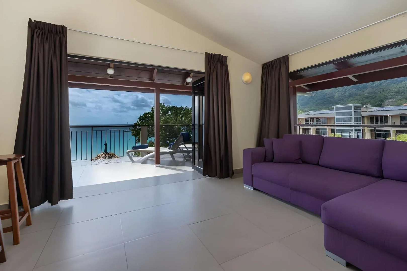 Coral Strand Smart Choice Hotel