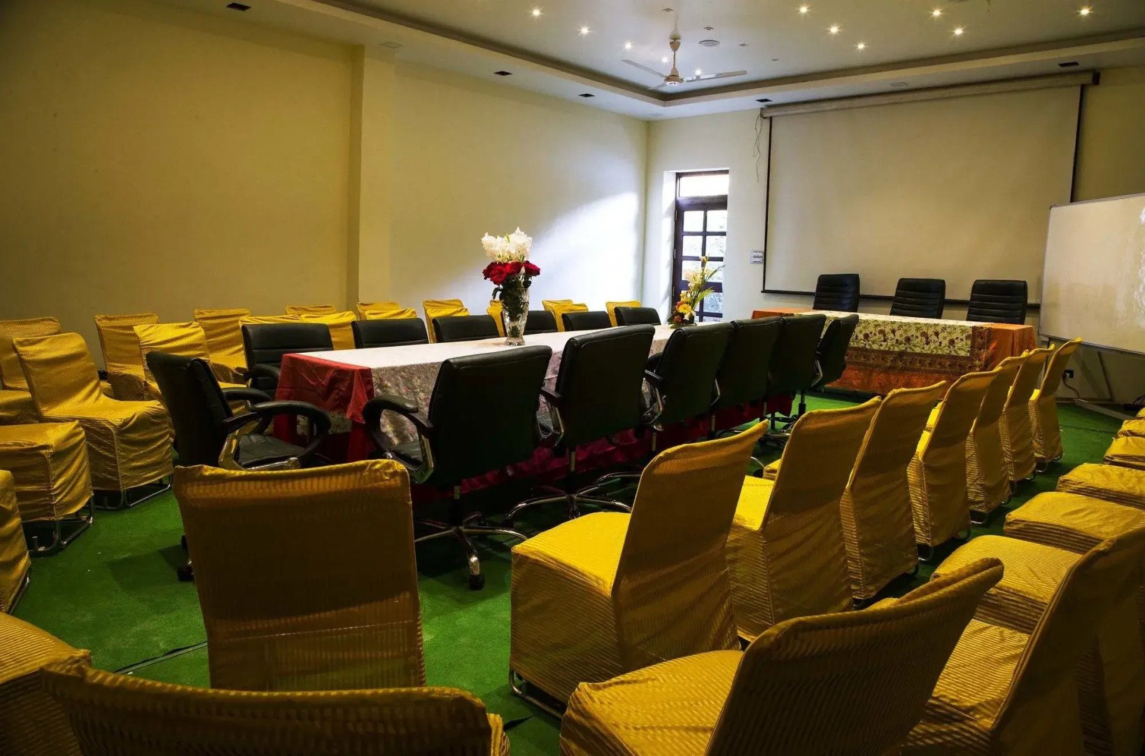 Shaheen Bagh - A Luxury Resort & Spa