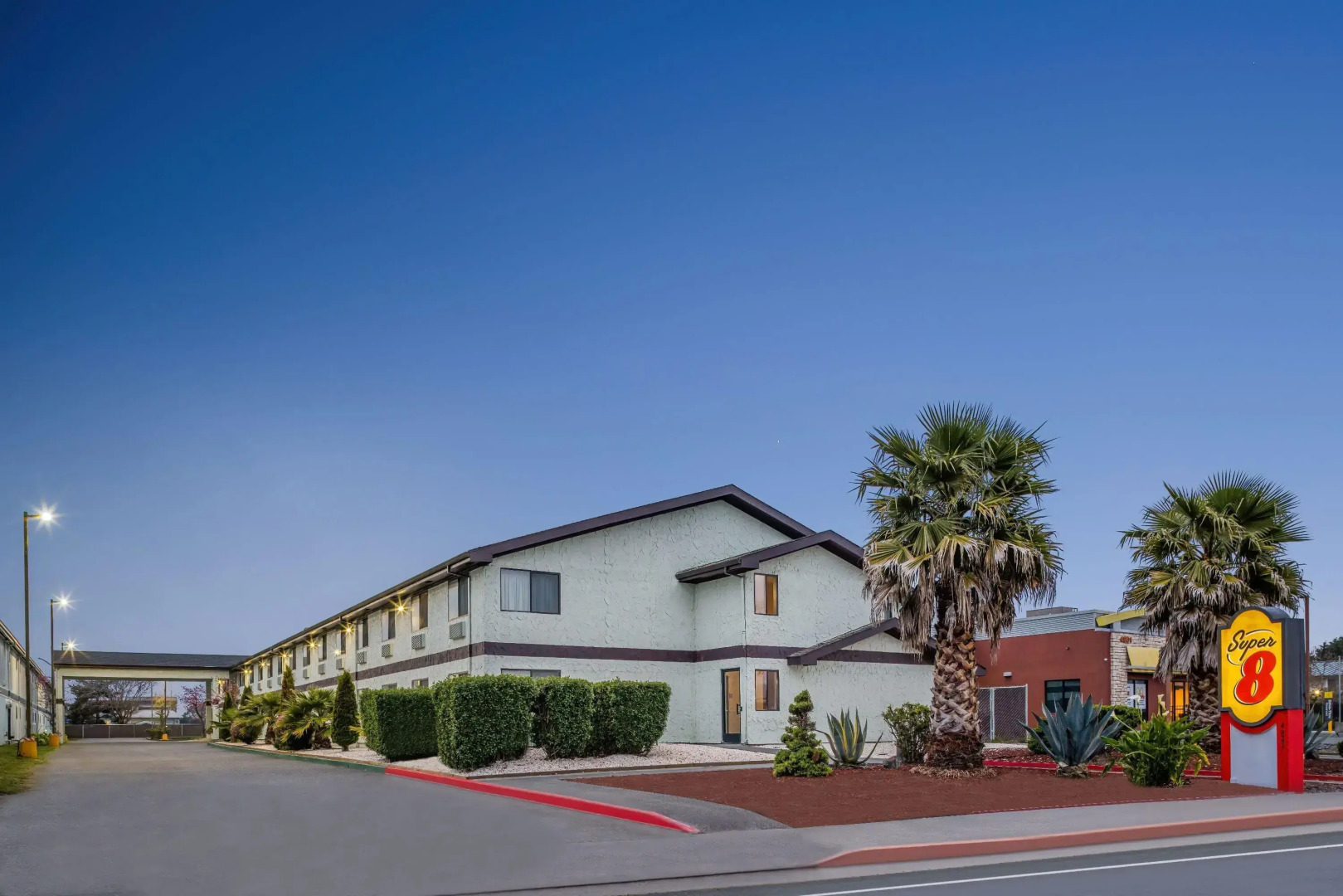 Super 8 by Wyndham Arcata