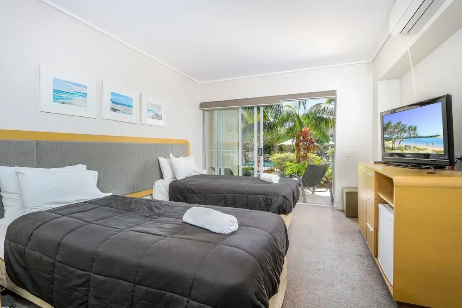 Lagoon Pool 2 Bedroom Spa Suite