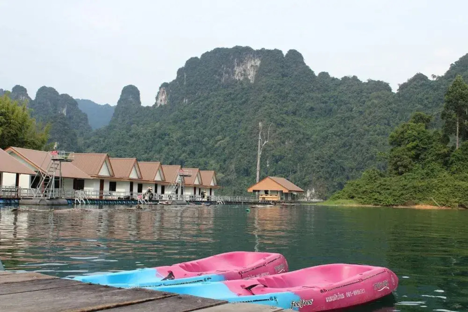 Pleanprai Floating Resort