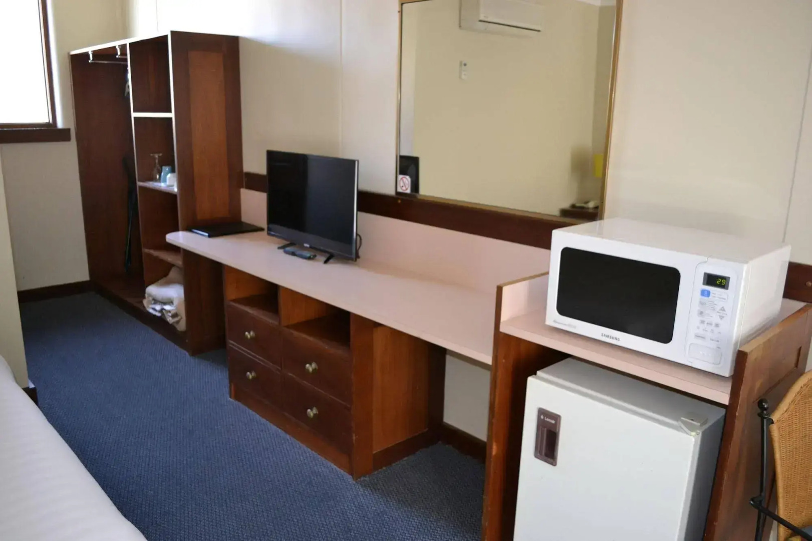 Lightkeepers Inn Motel