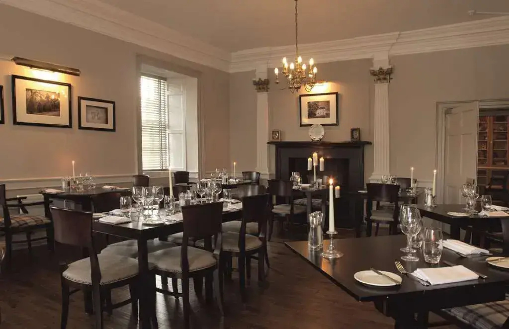 Macdonald Houstoun House