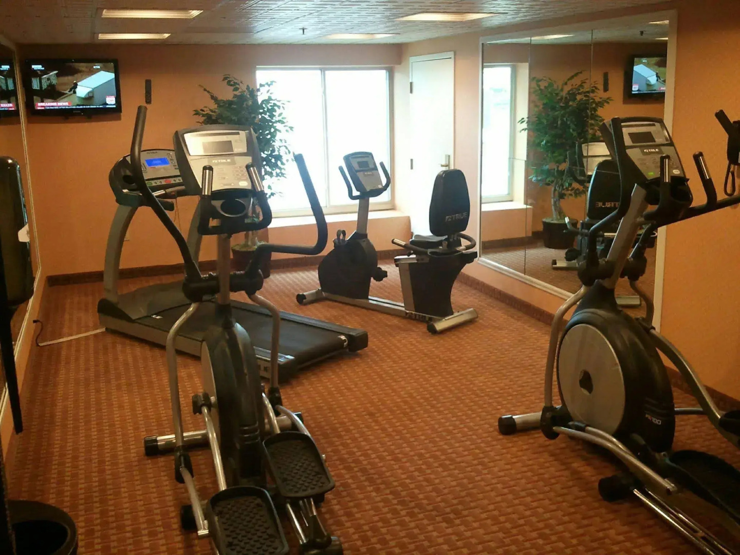 Holiday Inn Express Harrisburg SW - Mechanicsburg by IHG