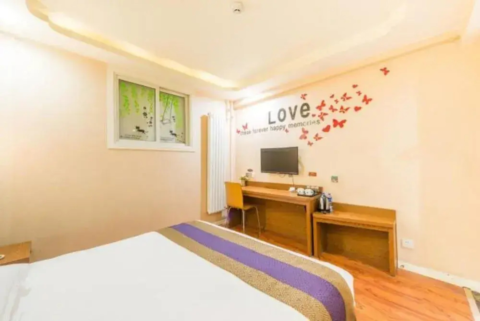 East Queen Hotel Zhong Shan Road