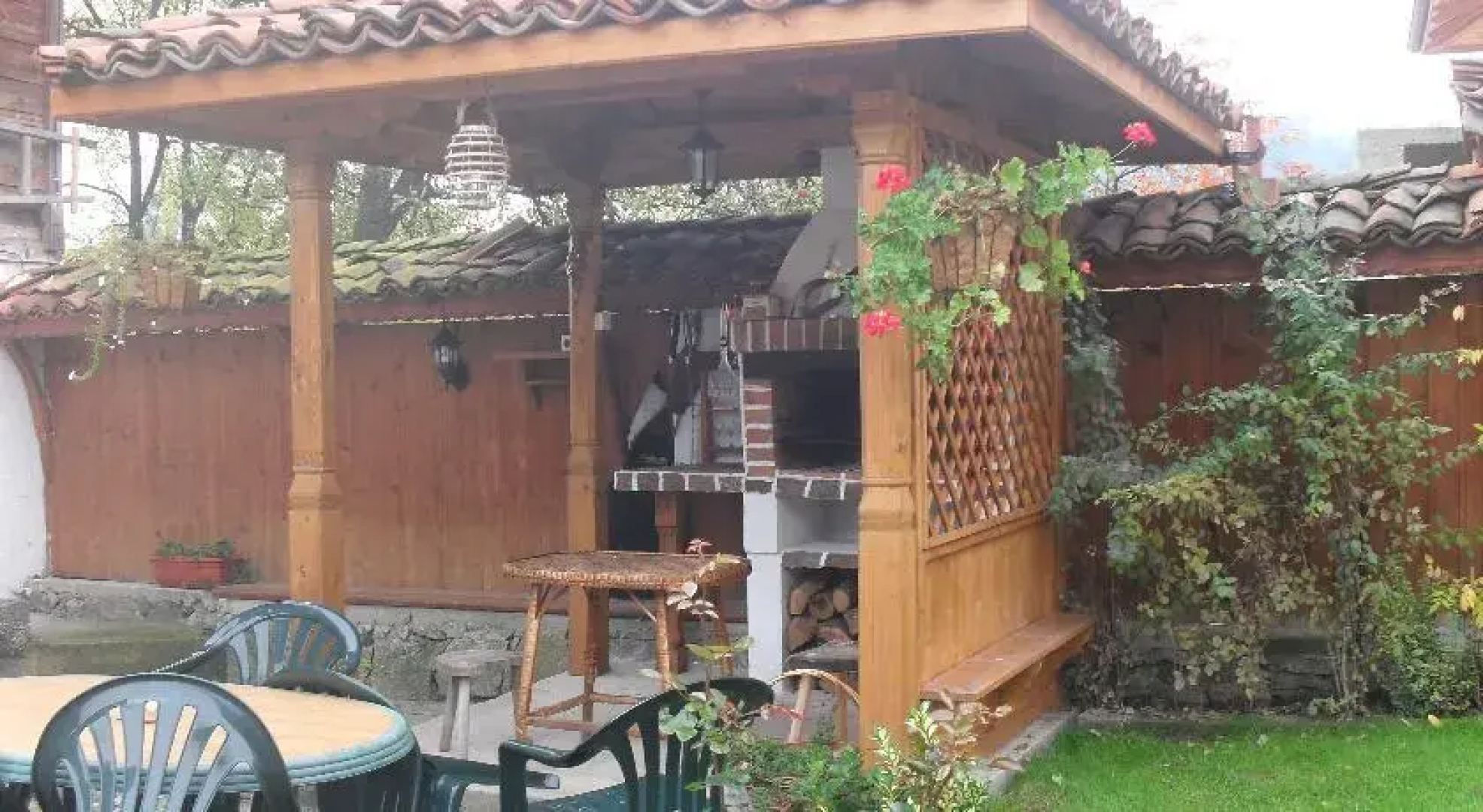 Guest House Stela