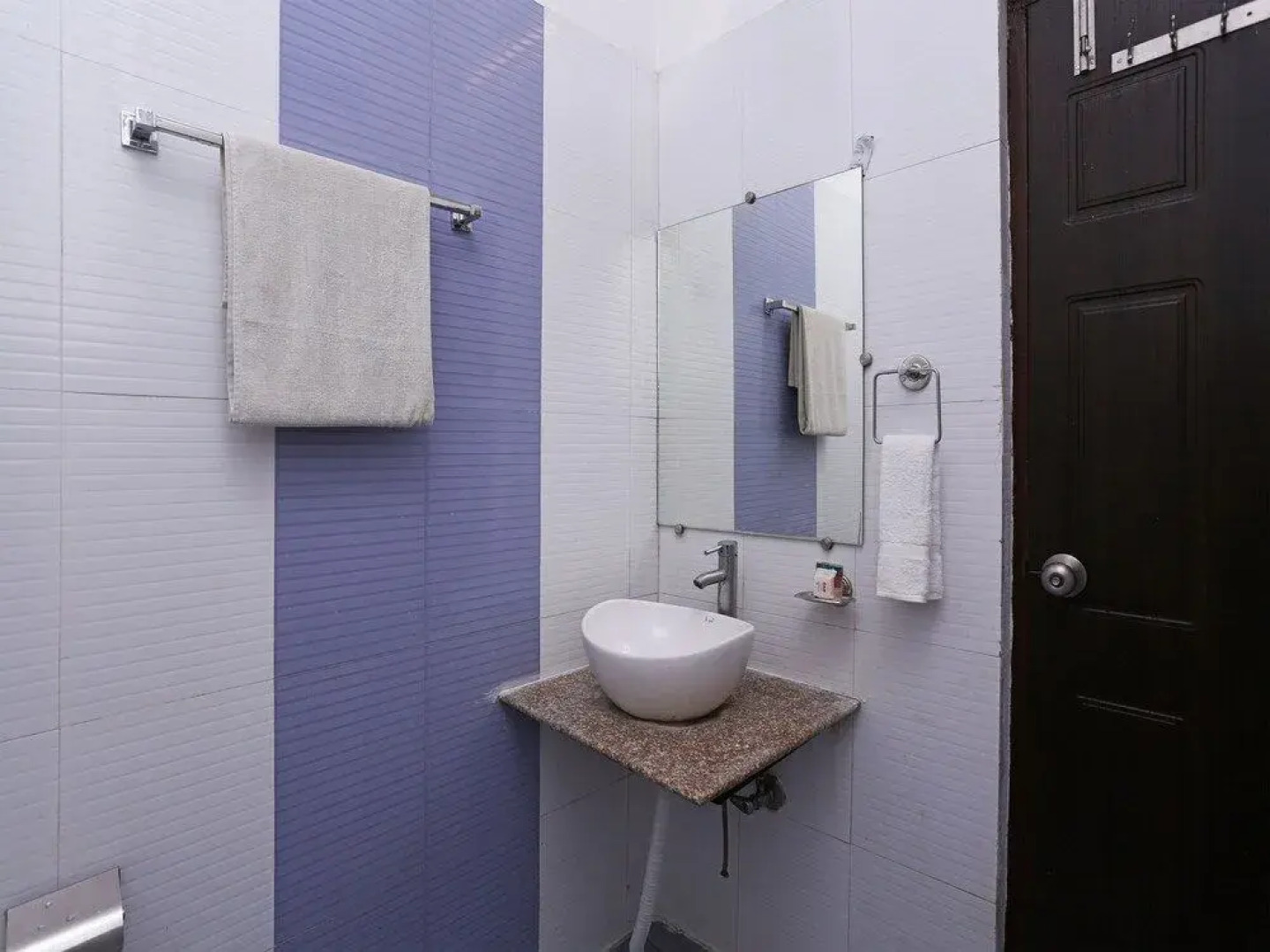 OYO Flagship 14975 City Guest House