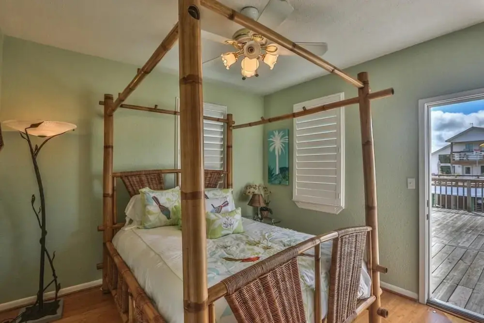 Tropical Oasis In Beautiful Galveston-tiki Island 3 Bedroom Home by Redawning