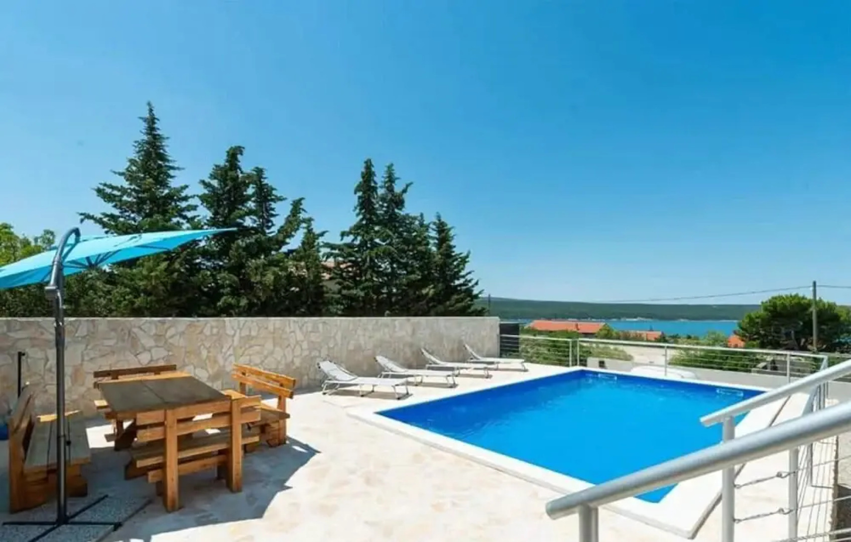 Stunning Apartment in Obrovac With 3 Bedrooms, Wifi and Outdoor Swimming Pool