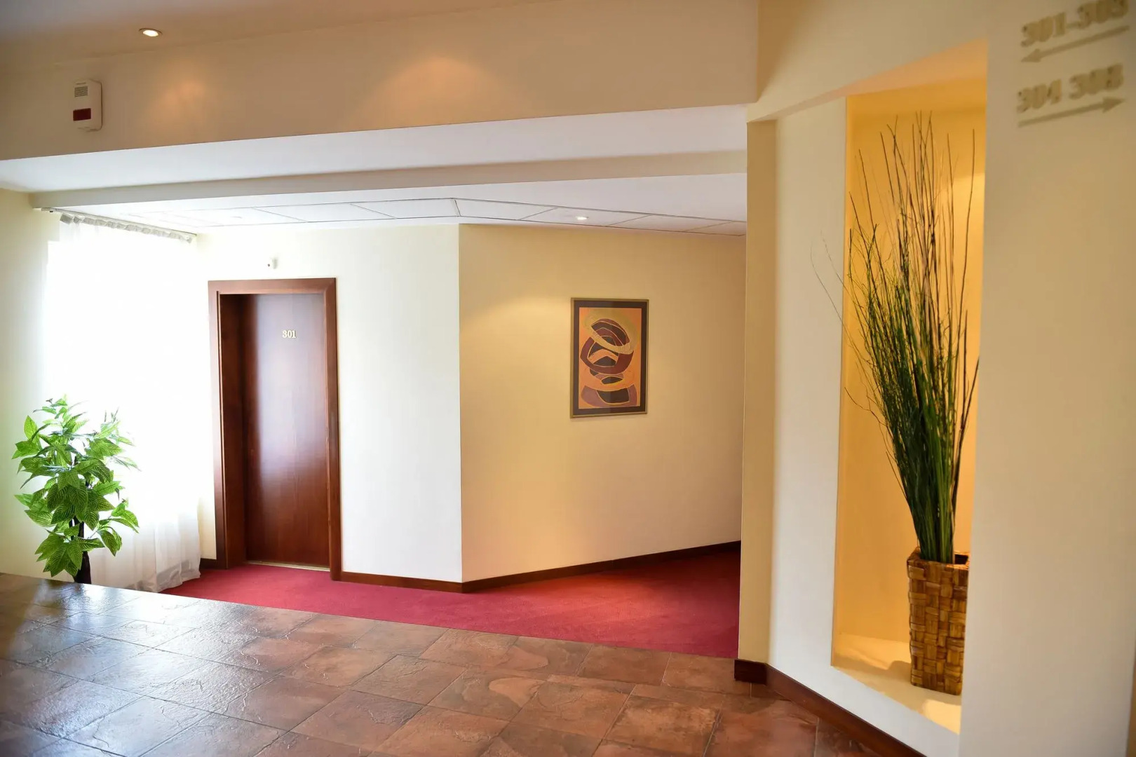 Hotel Bojur & Bojurland Apartment Complex