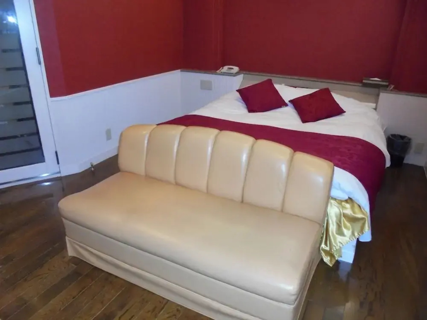 HOTEL MOULIN ROUGE - Adults Only