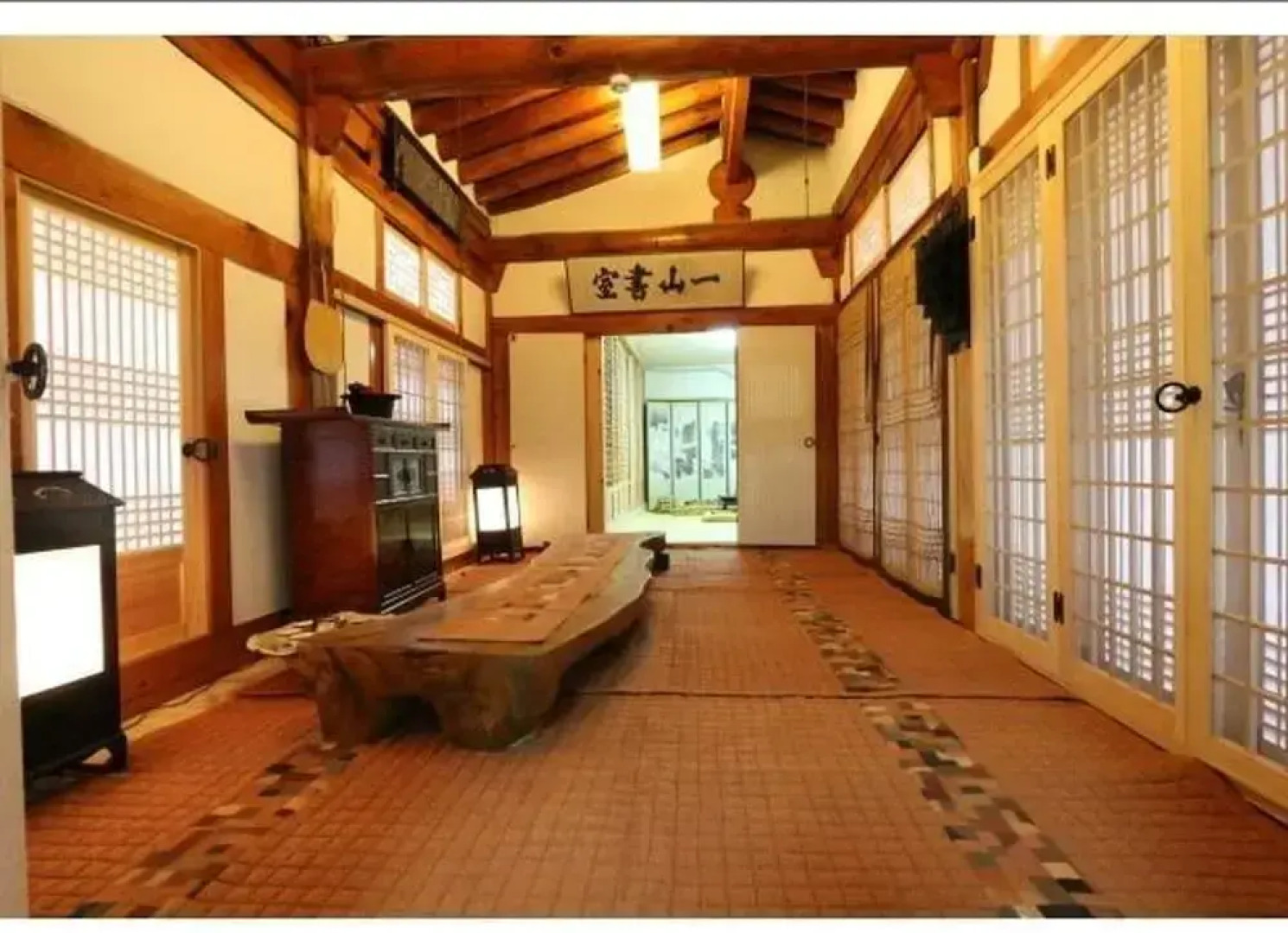 Gwiae Traditional House