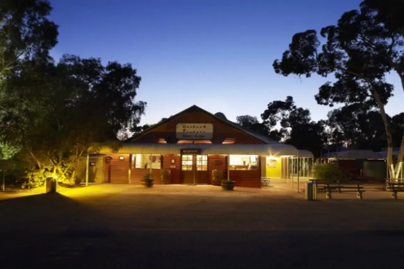 Outback Pioneer Hotel