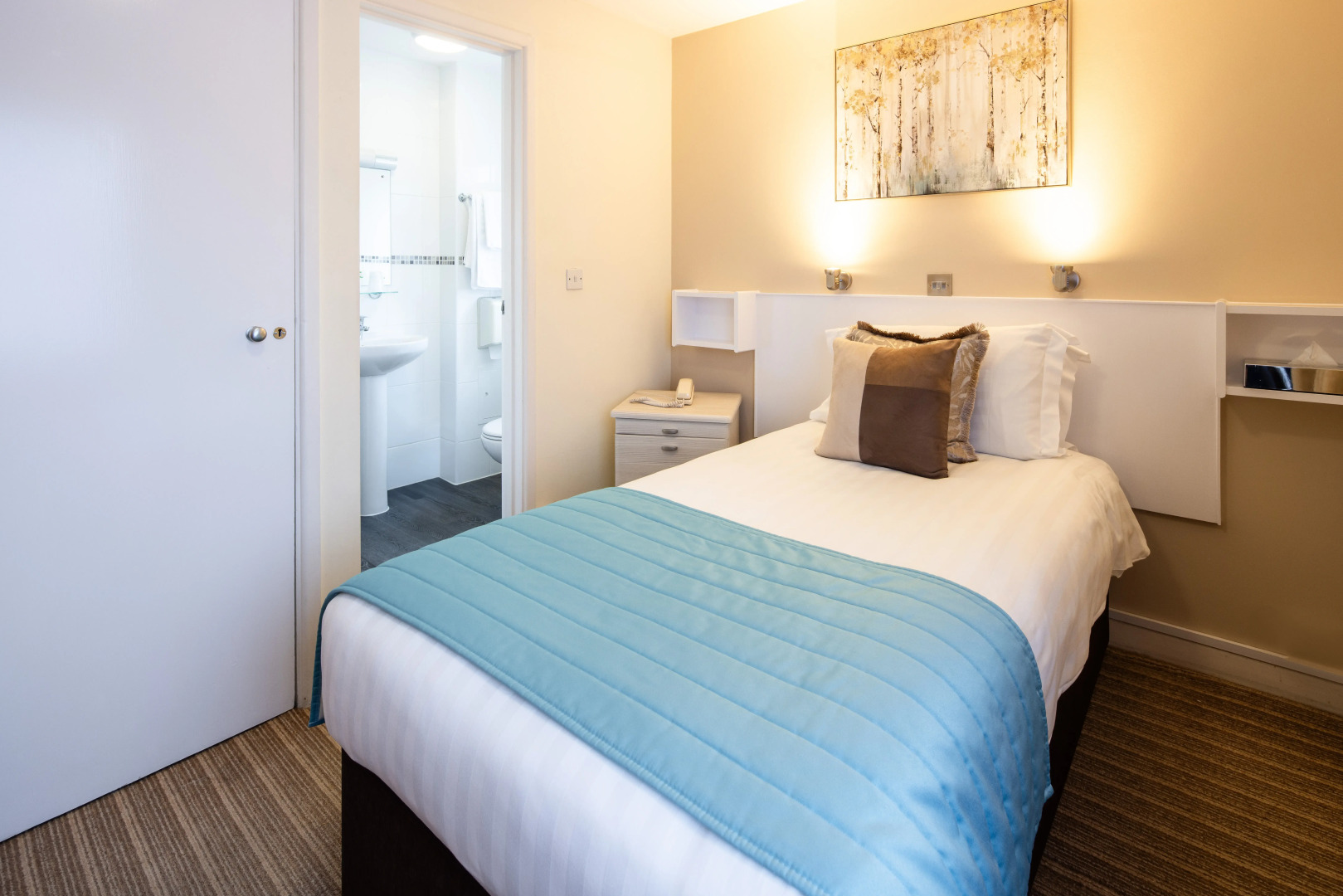 The Norfolk Lodge Hotel