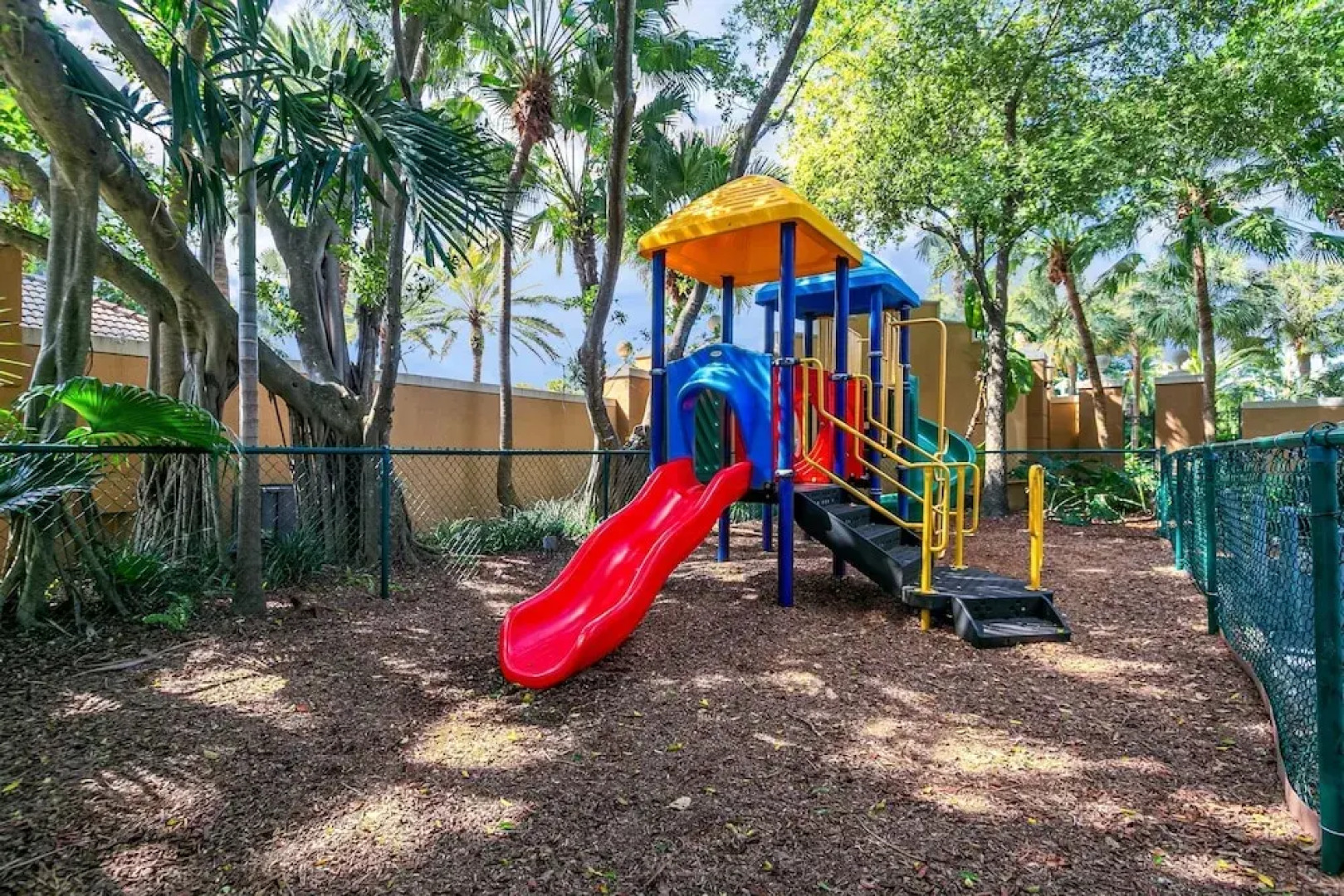 Wonderful 3 Bedroom Condo in the Heart of Aventura