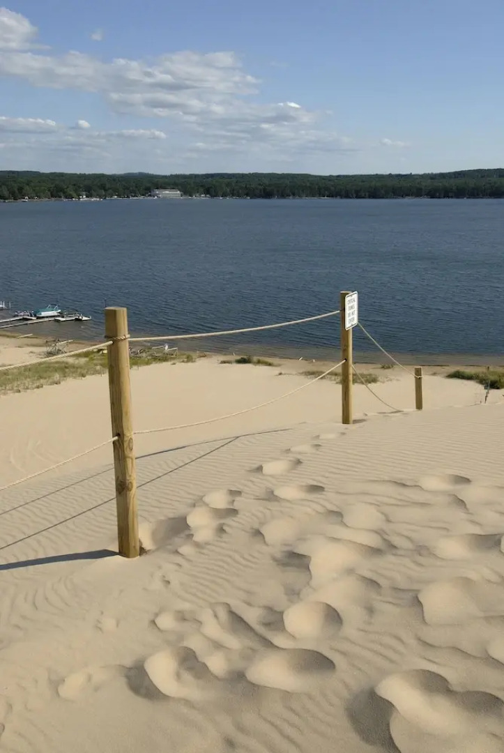 Dunes Waterfront Resort