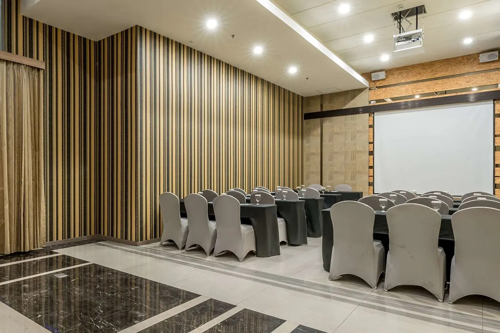 Grande Valore Hotel & Serviced Apartment